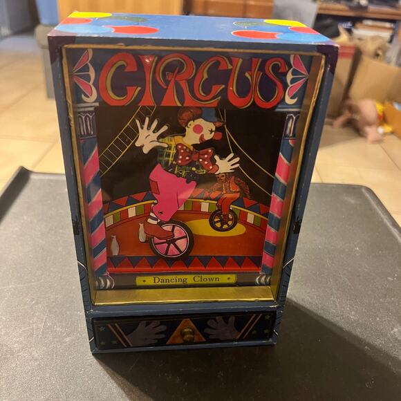 Circus Dancing Clown Vtg Music Box Small World song Taiwan R.O.C. animated show - Picture 5 of 16